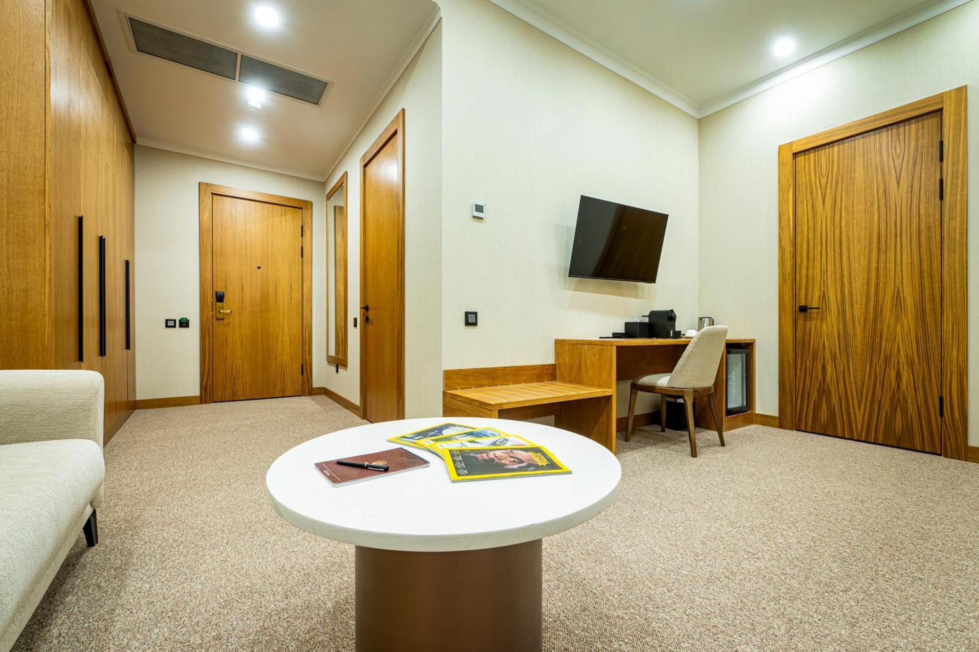 Mardan Hotel Шымкент Экстерьер фото